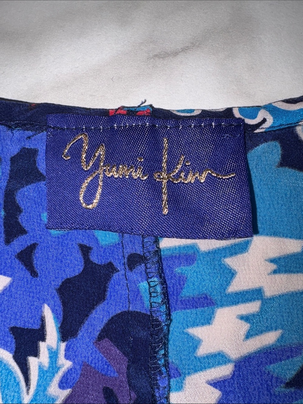 Yumi Kim Blue Multi Twist-Front Printed Top - Picture 2 of 7